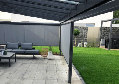 Privatgarten – Terrasse, Zaunbau, Beete